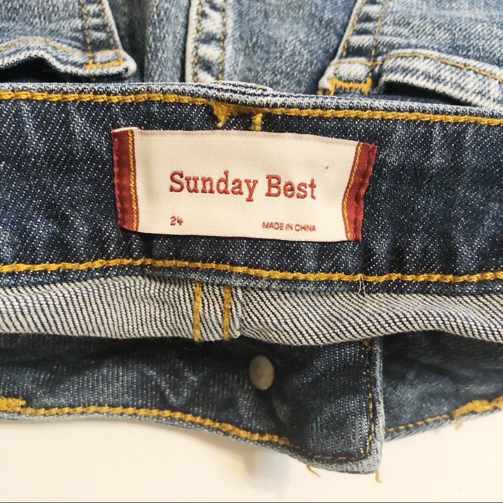 ❌SOLD❌Aritzia Sunday’s Best Denim Shorts - Picture 3 of 4